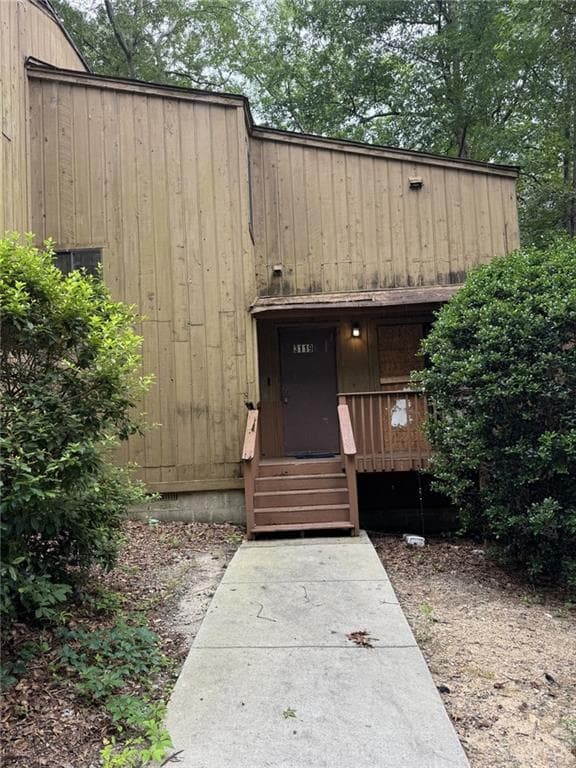 2 bedroom, 2 bathroom, 1,220 sq ft condominium sold at 3119 Fairington Drive, Lithonia, GA 30038