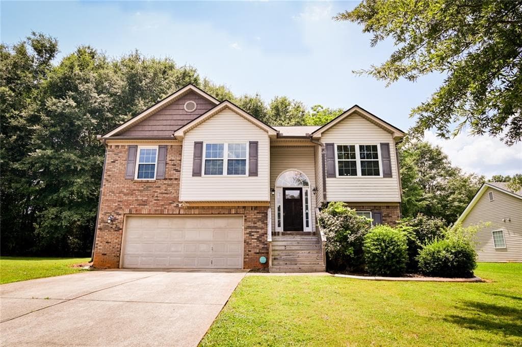 4 bedroom, 3 bathroom, 1,979 sq ft single family residence sold at 500 Bryson Trail, Monroe, GA 30655