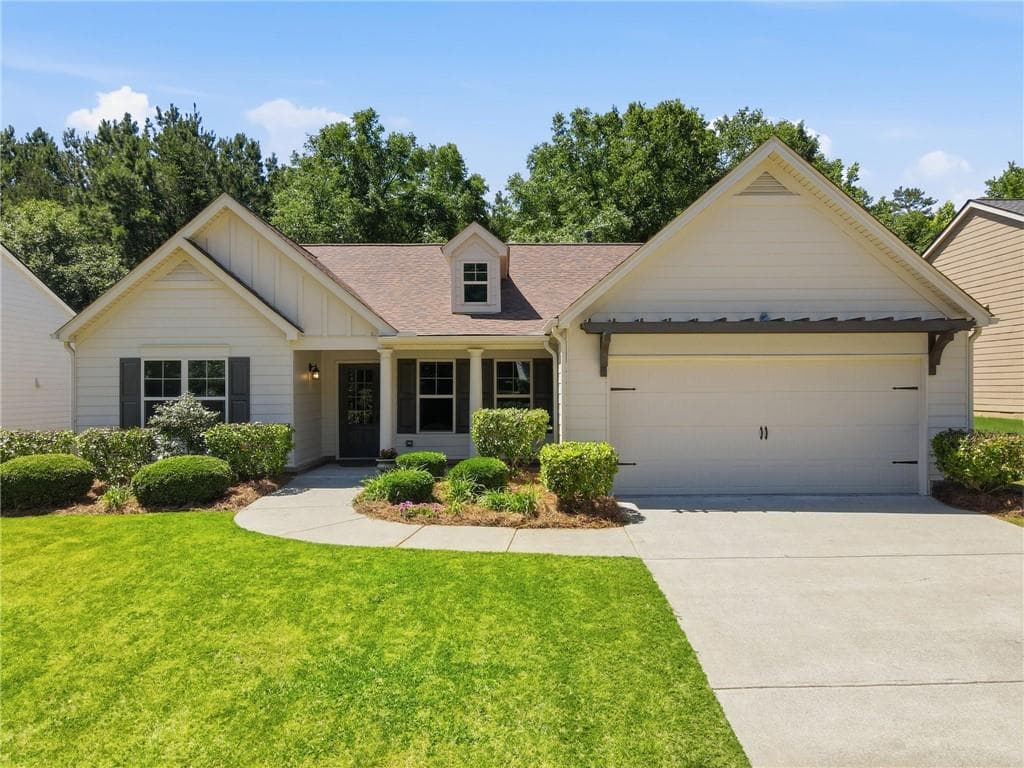 3940 Spring Ridge Drive, Cumming, GA 30028 — most recent listing photo
