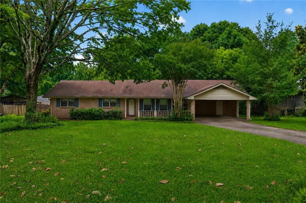 3 bedroom, 2 bathroom, 1,821 sq ft single family residence sold at 1824 Galilee Court, Tucker, GA 30084
