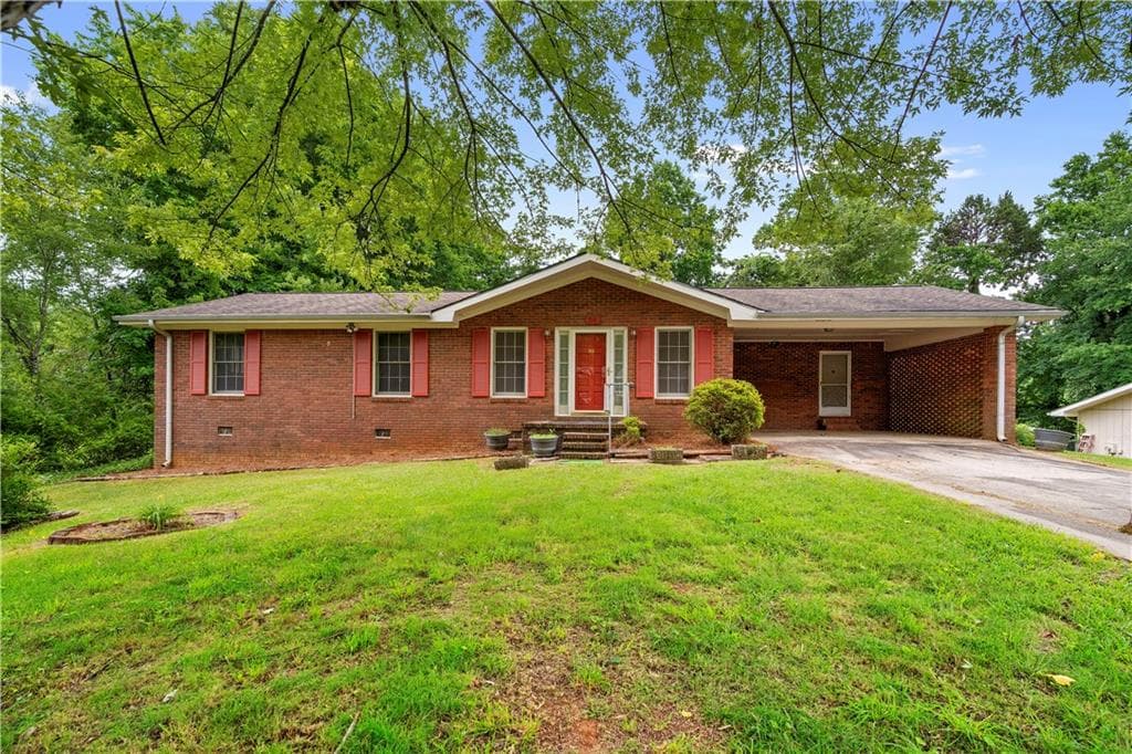 3 bedroom, 2 bathroom, 1,386 sq ft single family residence sold at 54 Ridgewood Drive, Cleveland, GA 30528