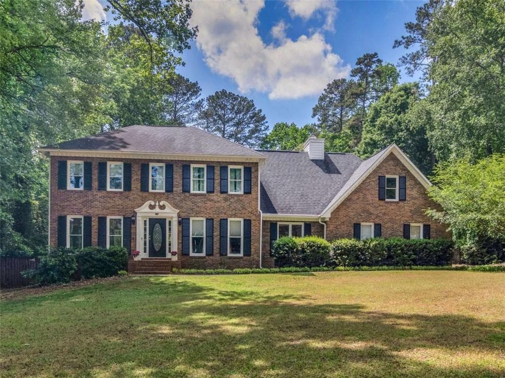 4 bedroom, 3 bathroom, 4,000 sq ft single family residence for sale at 8601 N Shore Drive, Jonesboro, GA 30236