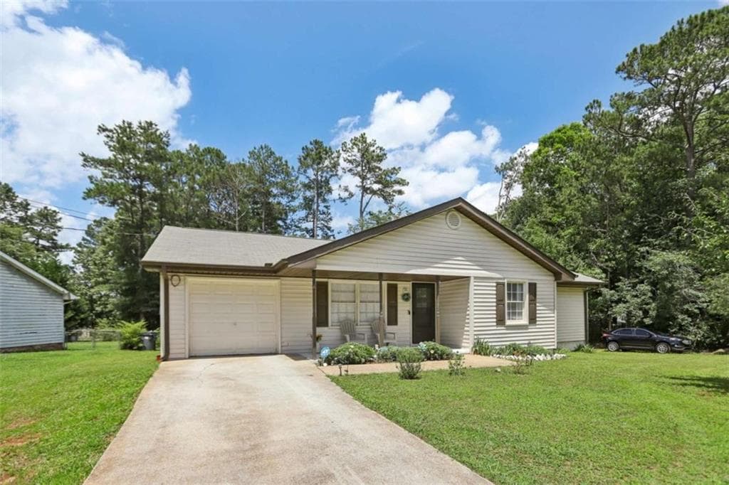 3 bedroom, 2 bathroom, 1,288 sq ft single family residence for sale at 2458 Nugget Drive, Conyers, GA 30094
