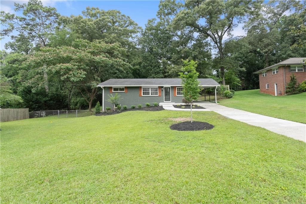 3 bedroom, 1 bathroom, 1,300 sq ft single family residence under contract at 2324 Elmwood Circle, Atlanta, GA 30339