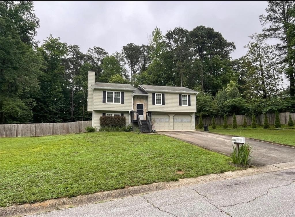 3 bedroom, 3 bathroom, 1,599 sq ft single family residence sold at 888 Donner Court, Douglasville, GA 30134