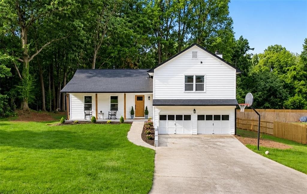 3 bedroom, 2 bathroom, 1,882 sq ft single family residence sold at 1548 Sprayberry Drive, Marietta, GA 30066