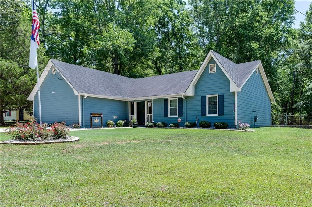 4 bedroom, 2 bathroom, 1,914 sq ft single family residence sold at 70 Liberty Lane, Covington, GA 30016