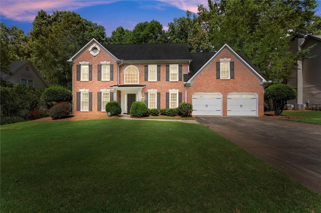 3 bedroom, 3 bathroom, 2,685 sq ft single family residence sold at 2316 Woodcrest Drive, Smyrna, GA 30082