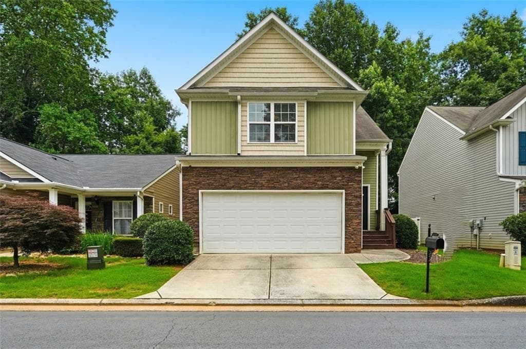 3 bedroom, 3 bathroom, 1,544 sq ft single family residence for sale at 485 Arrowhead Drive, Dallas, GA 30132