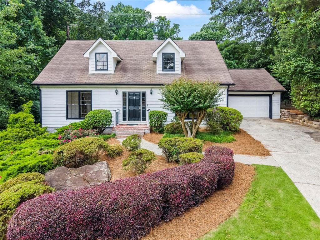 4 bedroom, 3 bathroom, 2,587 sq ft single family residence sold at 1189 Forest Brook Court, Marietta, GA 30068