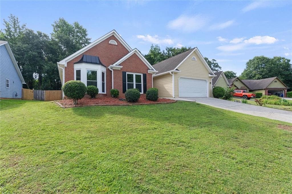 4 bedroom, 2 bathroom, 2,704 sq ft single family residence sold at 4680 Sterling Oaks Court, Lilburn, GA 30047