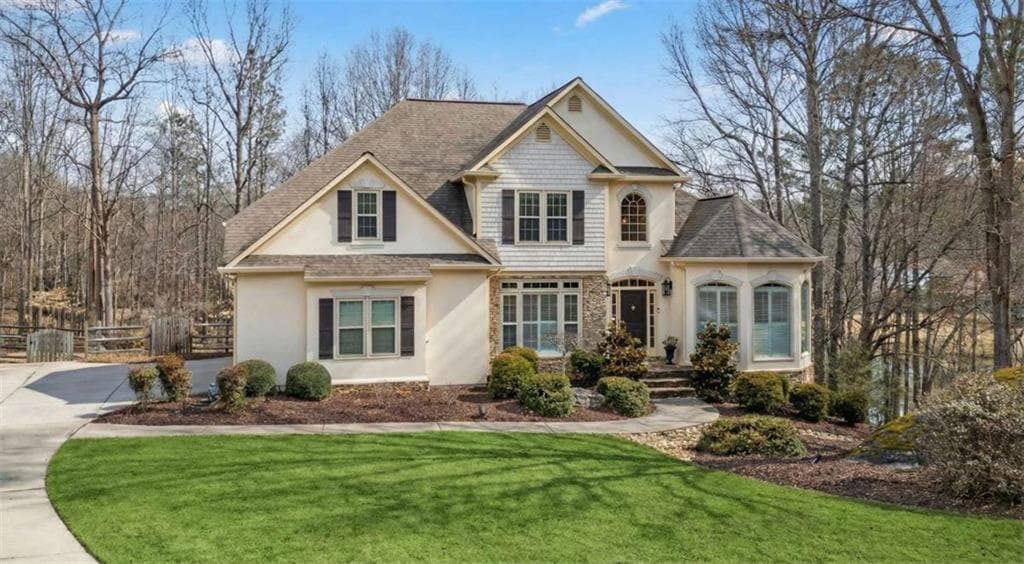 5 bedroom, 4 bathroom single family residence sold at 50 Lakecrest Circle, Suwanee, GA 30024