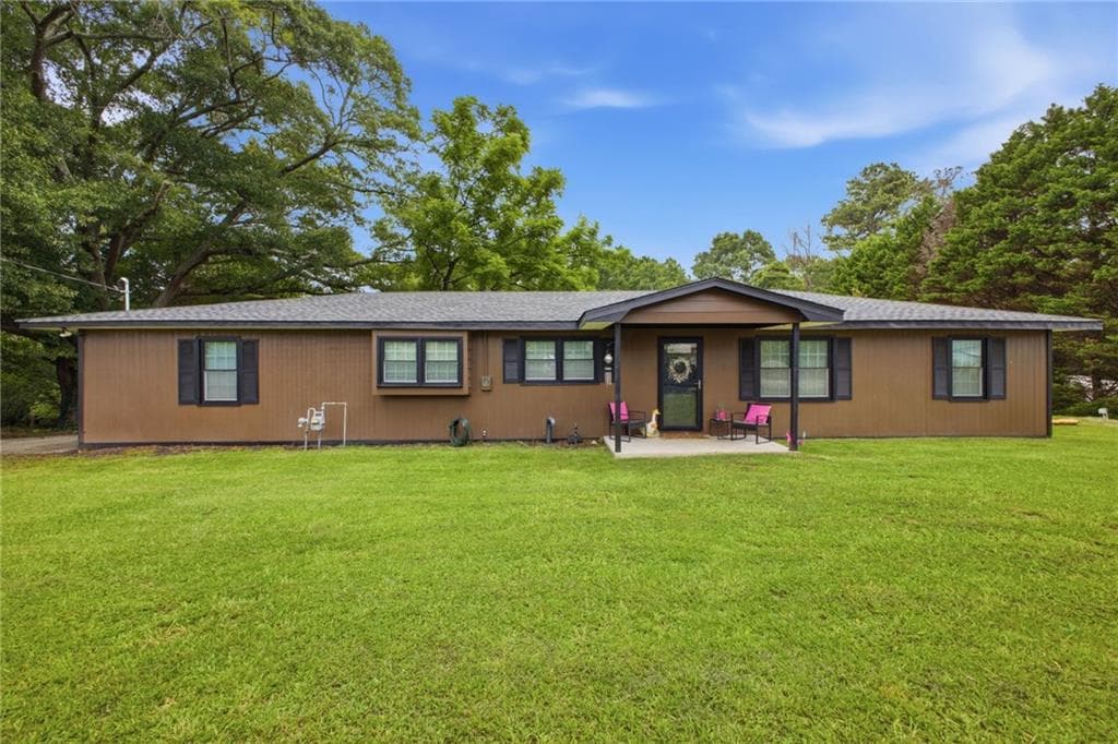 3 bedroom, 2 bathroom, 1,274 sq ft single family residence for sale at 530 Old Cedartown Road, Rockmart, GA 30153