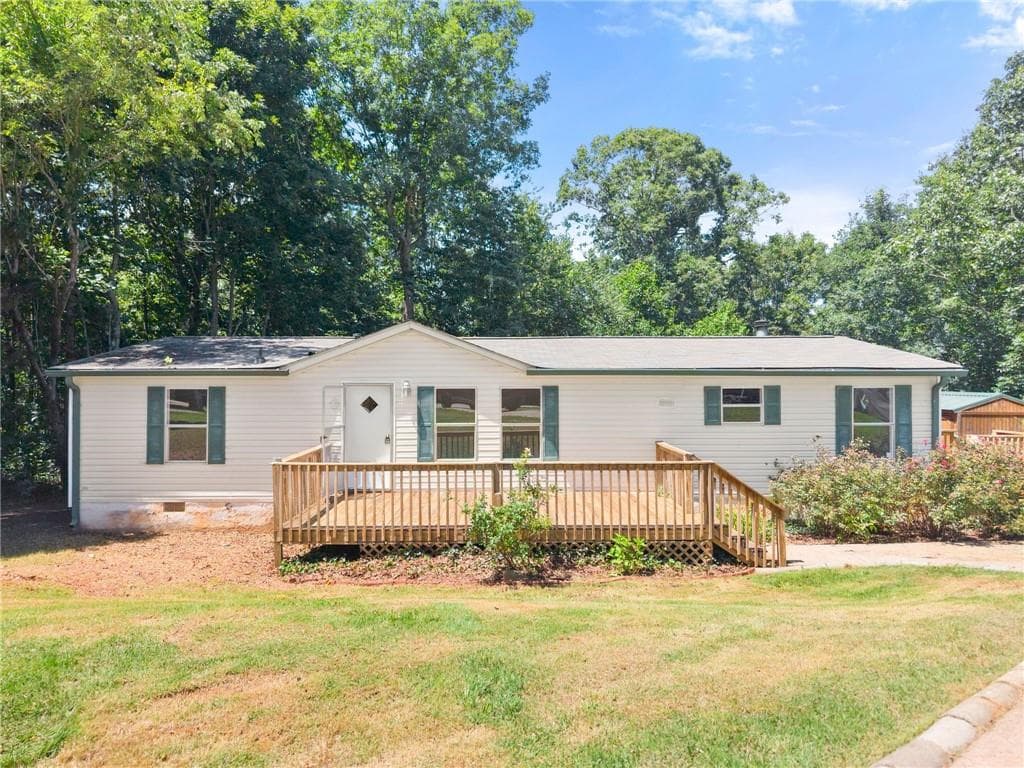 3 bedroom, 2 bathroom, 1,456 sq ft single family residence sold at 6736 Victoria Lane, Lula, GA 30554