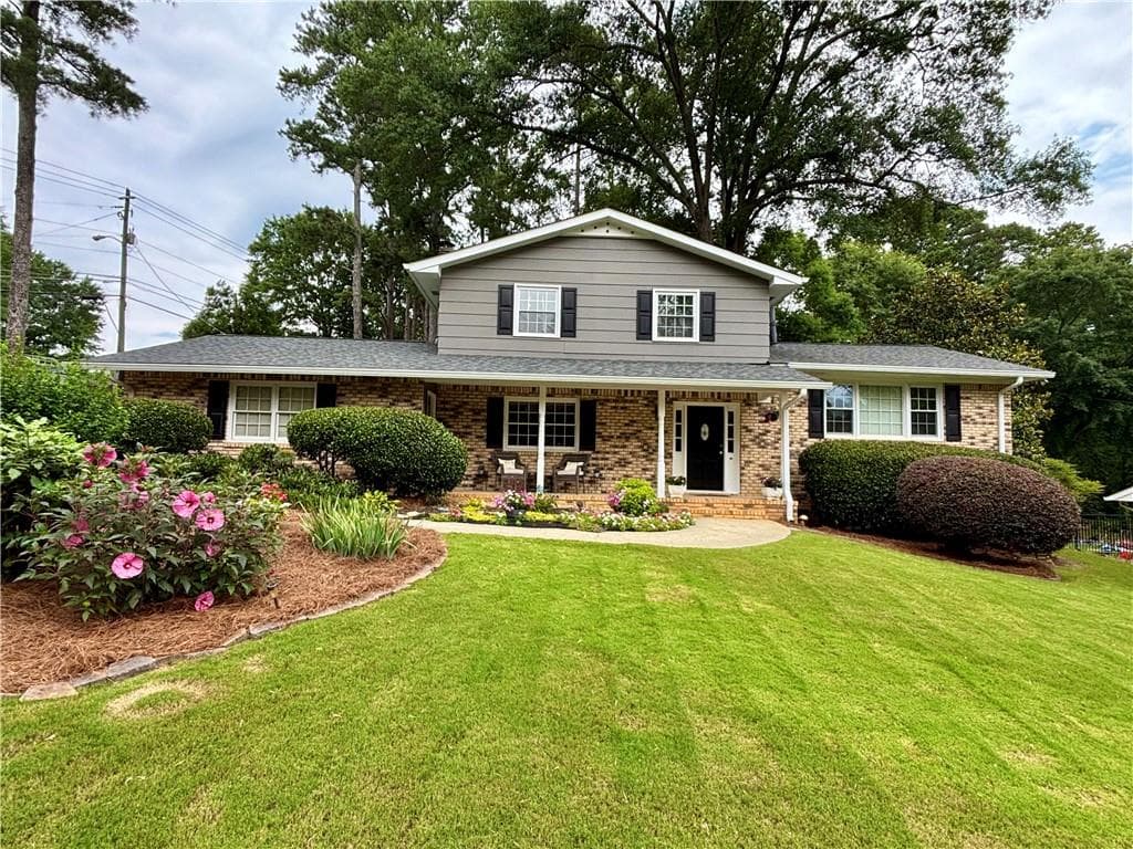 4 bedroom, 3 bathroom, 1,971 sq ft single family residence sold at 2707 Gettysburg Lane, Marietta, GA 30067