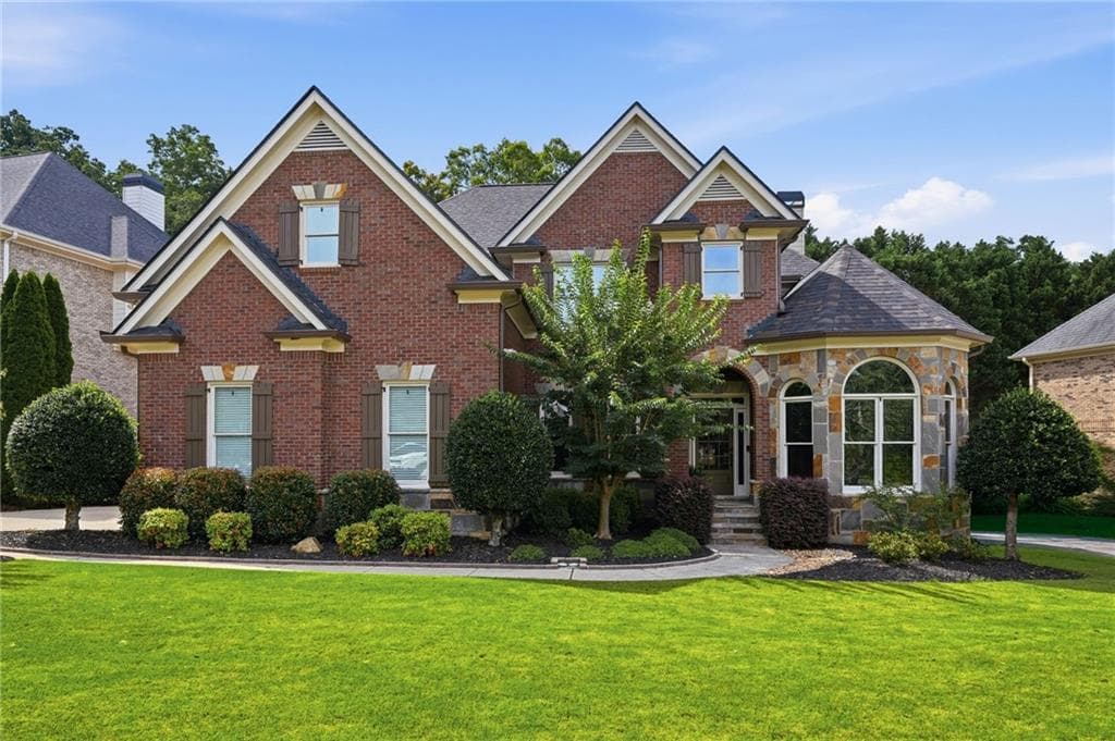 6 bedroom, 5 bathroom, 5,406 sq ft single family residence sold at 272 Beech Tree Hollow, Sugar Hill, GA 30518