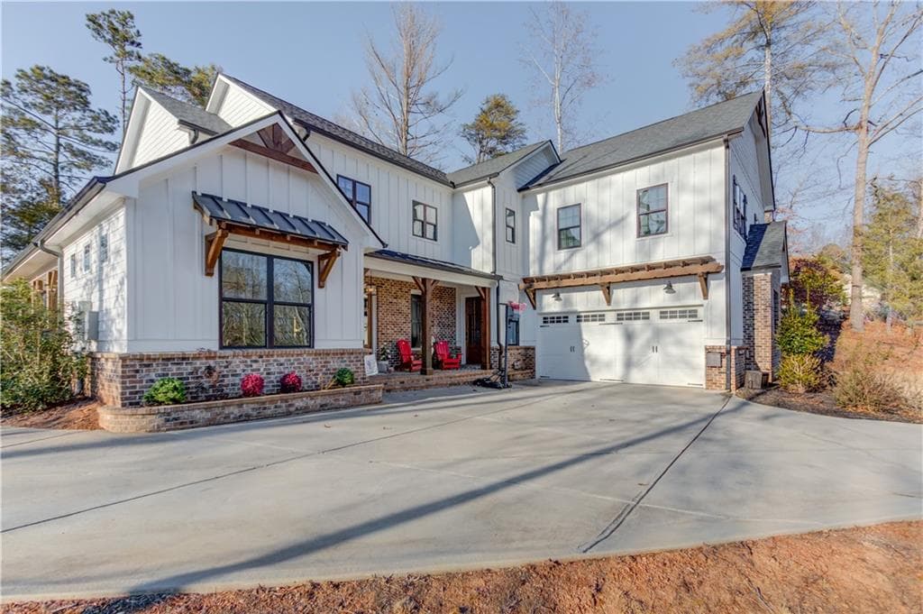 4 bedroom, 5 bathroom, 3,504 sq ft single family residence sold at 6444 Point Twenty Two, Gainesville, GA 30506