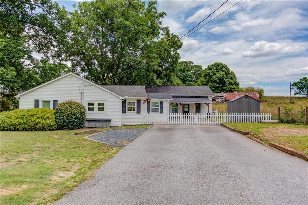 5 bedroom, 3 bathroom, 2,314 sq ft single family residence sold at 2851 Harbins Road, Bethlehem, GA 30620