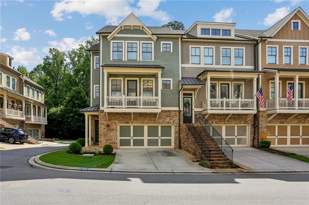 4 bedroom, 4 bathroom, 3,400 sq ft townhouse sold at 117 Quinn Way, Alpharetta, GA 30004