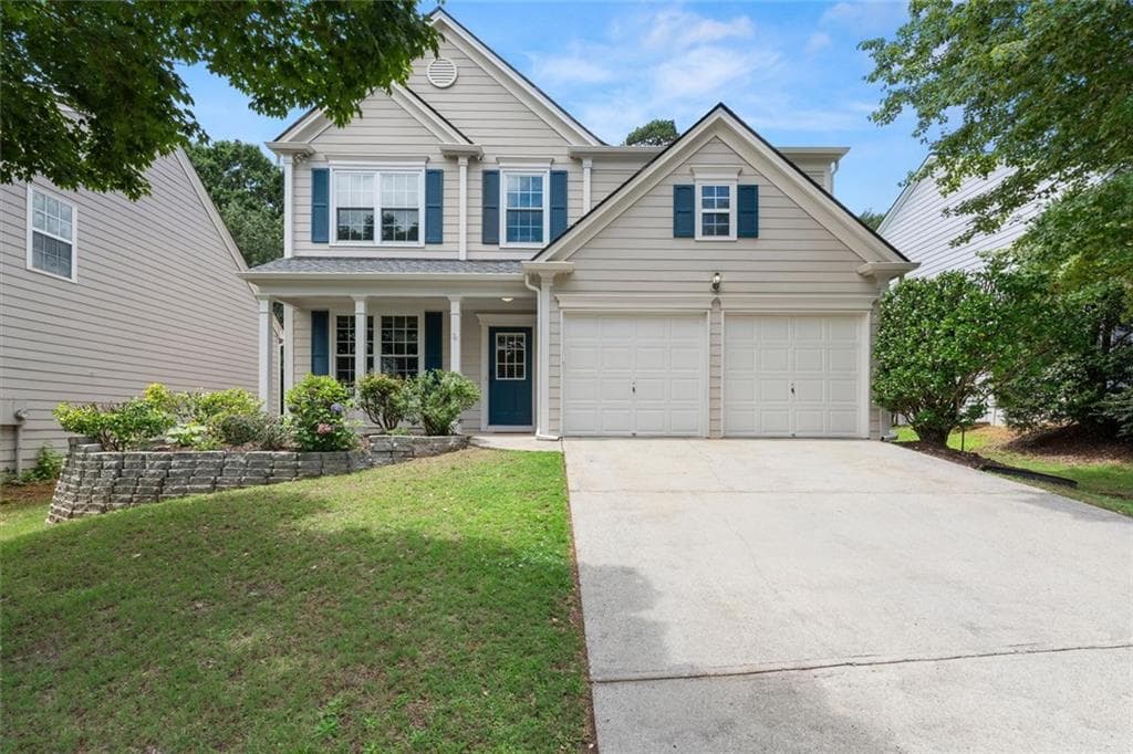 3 bedroom, 3 bathroom, 2,074 sq ft single family residence sold at 13624 Weycroft Circle, Alpharetta, GA 30004
