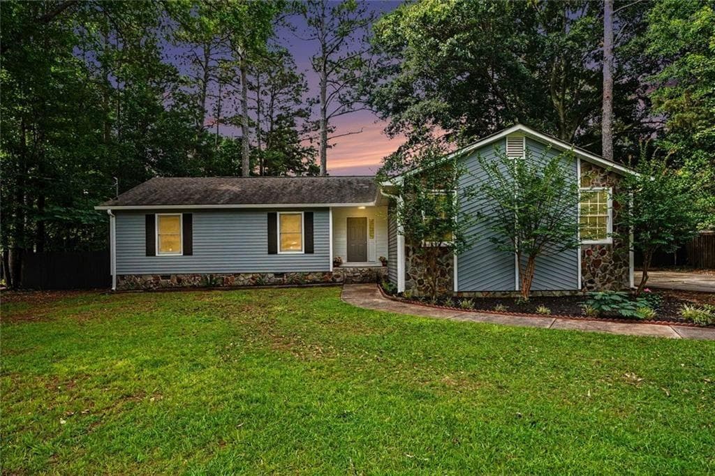 3 bedroom, 2 bathroom, 1,502 sq ft single family residence under contract at 1708 Rosewood Drive, Griffin, GA 30223
