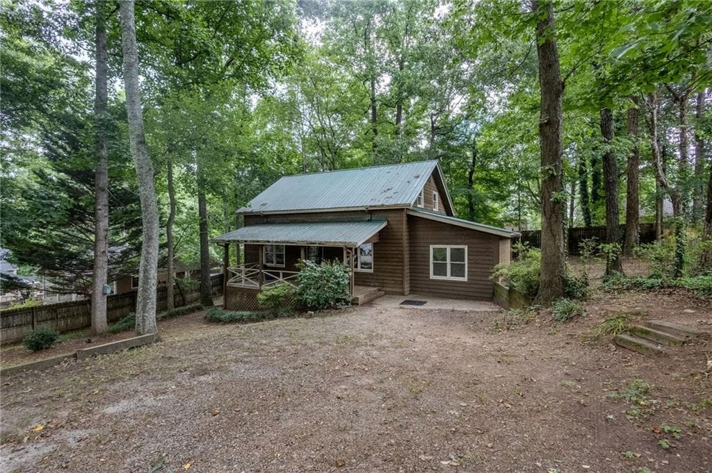 3 bedroom, 2 bathroom, 1,504 sq ft single family residence sold at 3065 Mangum Drive, Cumming, GA 30041