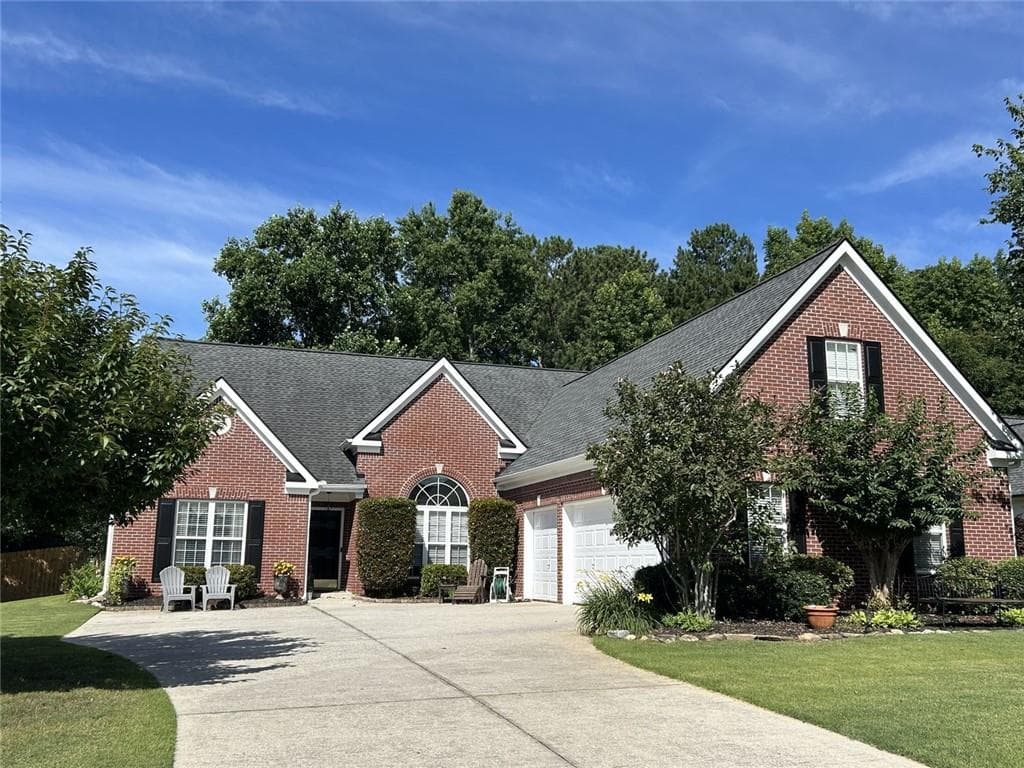 4 bedroom, 2 bathroom, 2,595 sq ft single family residence sold at 1296 Oakmont Ridge Drive, Lawrenceville, GA 30043