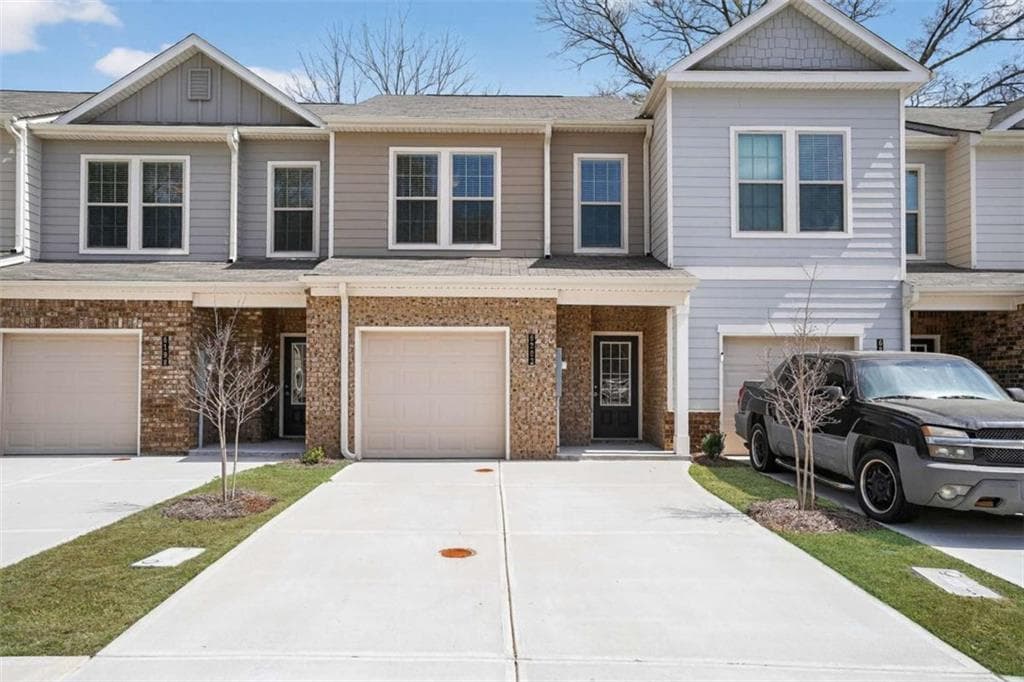 3 bedroom, 3 bathroom townhouse sold at 6202 Ripple Way 88, South Fulton, GA 30349