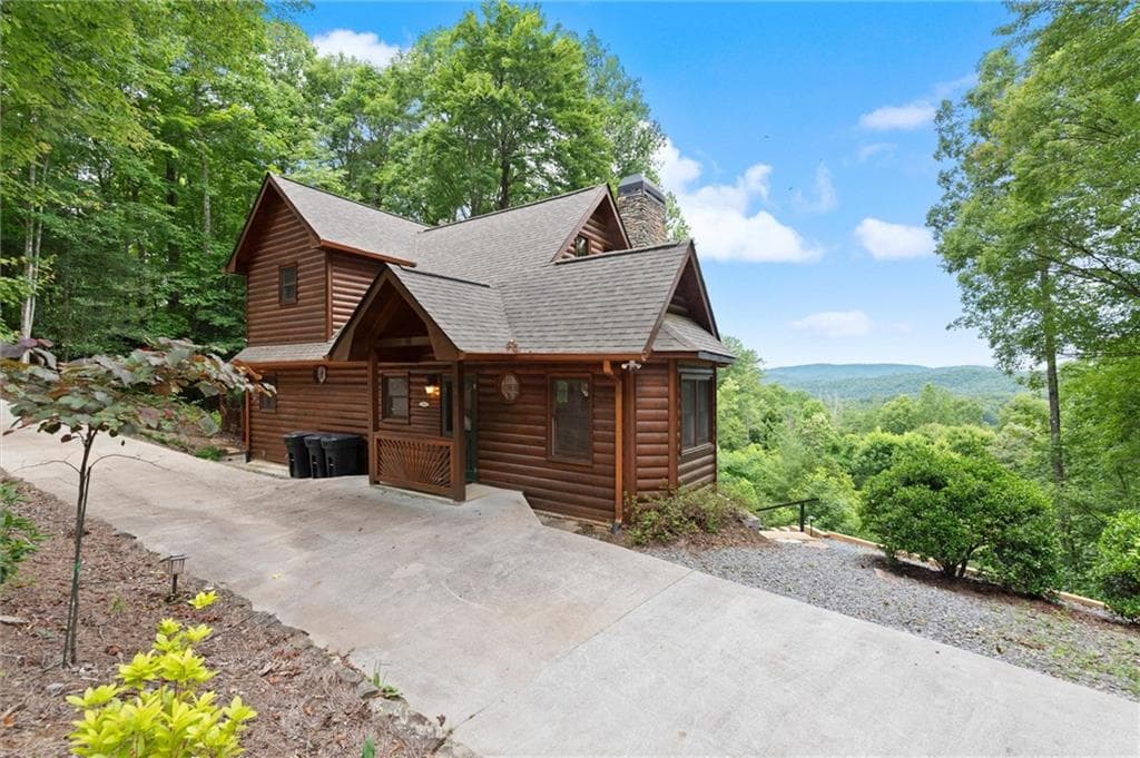 4 bedroom, 3 bathroom, 2,400 sq ft single family residence for sale at 98 Aries Lane, Blue Ridge, GA 30513