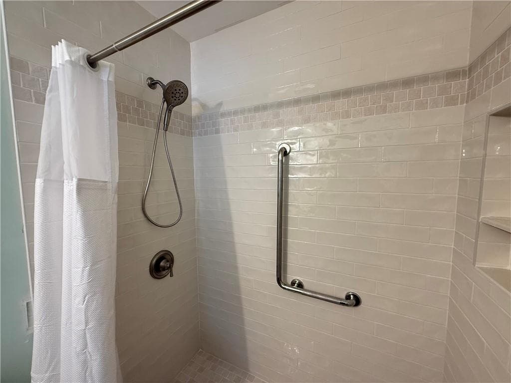 1 bedroom, 1 bathroom, 700 sq ft condominium under contract at 475 Mount Vernon Highway C131, Atlanta, GA 30328