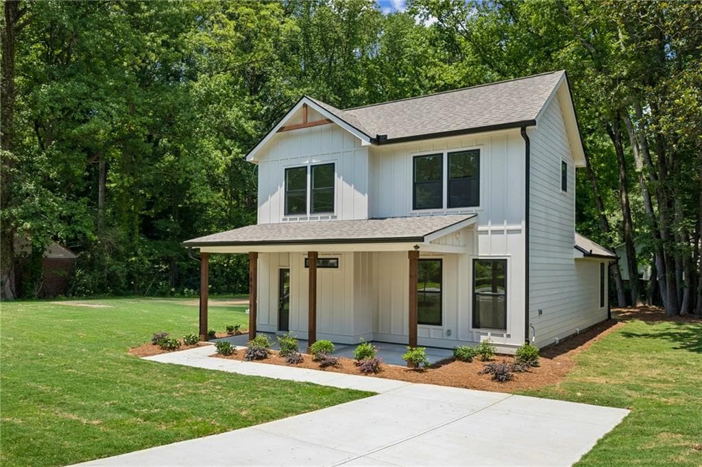 3 bedroom, 3 bathroom, 1,559 sq ft single family residence sold at 1867 Oakmont Drive, Atlanta, GA 30314