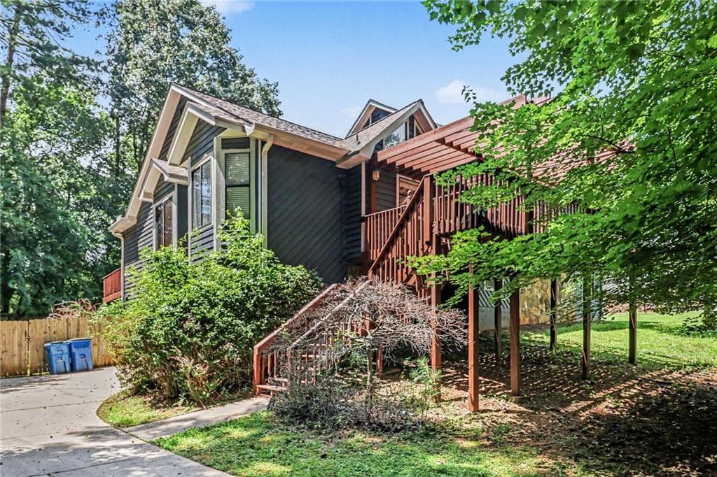 2711 Old Coach Road, Duluth, GA 30096 — most recent listing photo