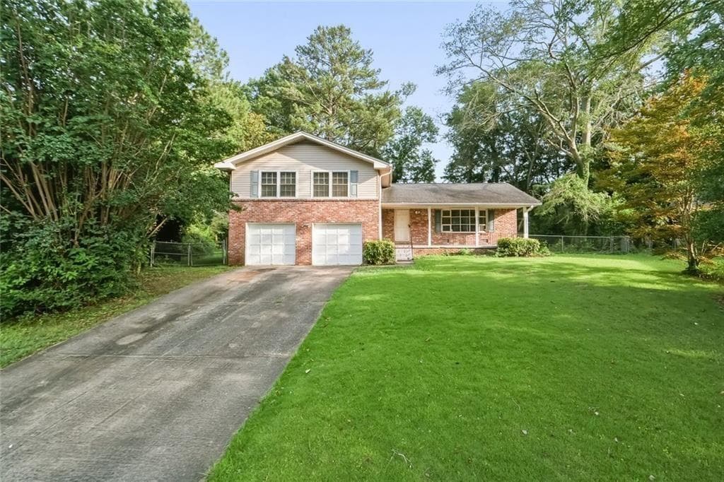4 bedroom, 3 bathroom, 2,125 sq ft single family residence sold at 4253 Dunstan Court, Stone Mountain, GA 30083