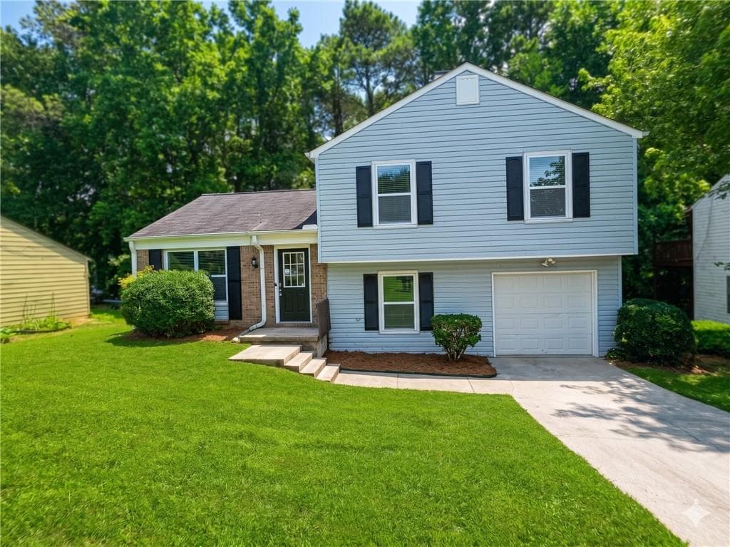 3 bedroom, 2 bathroom, 1,344 sq ft single family residence sold at 880 Highland Terrace, Marietta, GA 30066