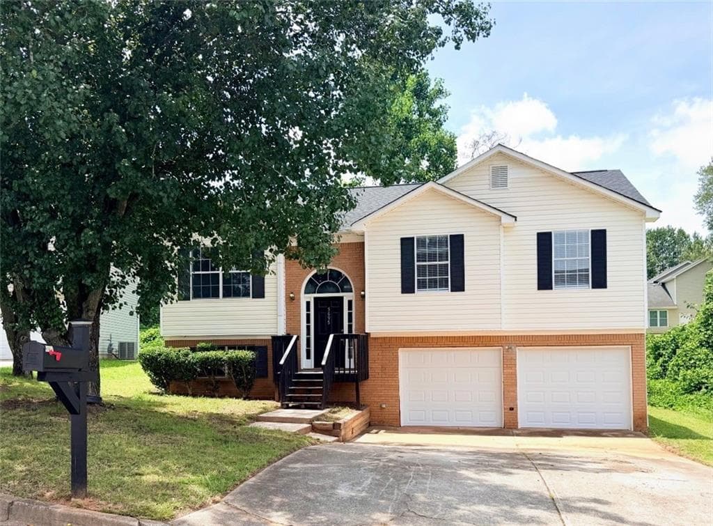 5695 Cedar Croft Lane, Lithonia, GA 30058 — most recent listing photo