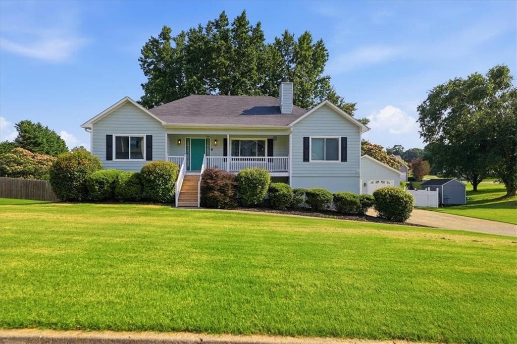 5 bedroom, 4 bathroom, 3,552 sq ft single family residence sold at 34 Hickory Leaf Lane, Acworth, GA 30101