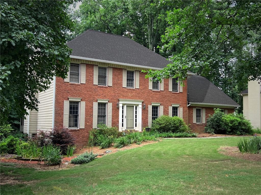 3 bedroom, 3 bathroom, 2,562 sq ft single family residence sold at 11205 Wilshire Chase Drive, Johns Creek, GA 30097