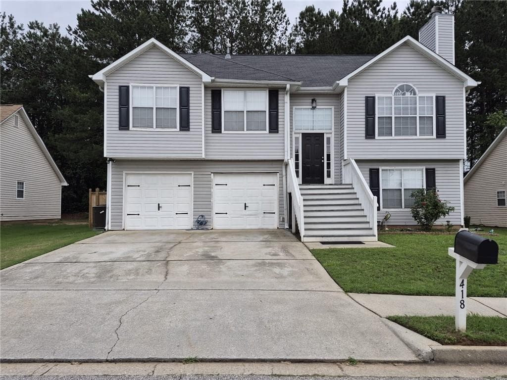 4 bedroom, 3 bathroom, 1,936 sq ft single family residence for sale at 418 Summer Hill Circle, Stockbridge, GA 30281
