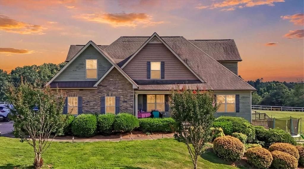 7 bedroom, 5 bathroom, 5,204 sq ft single family residence for sale at 5105 E Highway 166, Carrollton, GA 30116