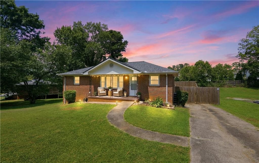 4 bedroom, 2 bathroom, 2,250 sq ft single family residence for sale at 3375 EMERSON Street, Smyrna, GA 30082