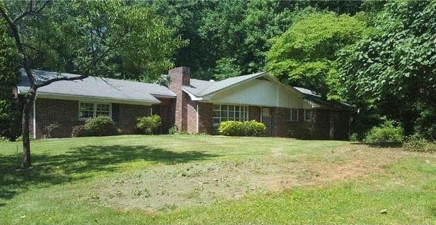 3 bedroom, 2 bathroom, 1,777 sq ft single family residence for sale at 1256 E Piedmont Road, Marietta, GA 30062
