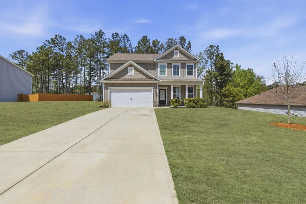 4 bedroom, 3 bathroom, 2,207 sq ft single family residence under contract at 776 Jackson Court, Social Circle, GA 30025