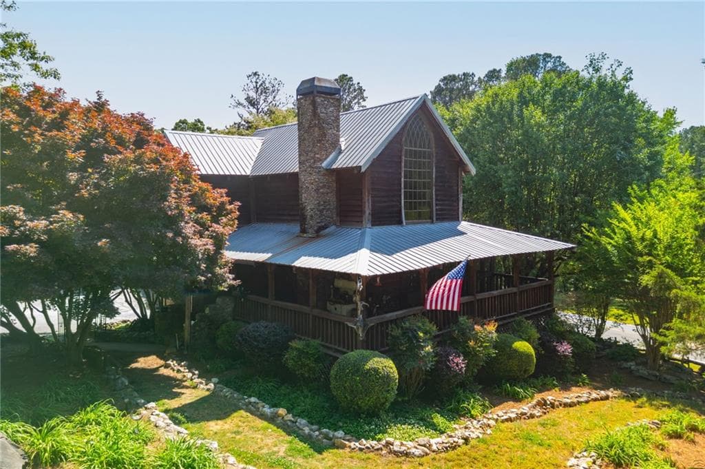 2 bedroom, 2 bathroom, 1,408 sq ft single family residence for sale at 7204 Island Mill Road, Acworth, GA 30102