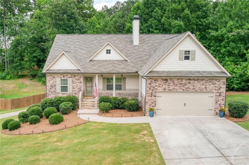 3 bedroom, 3 bathroom, 2,182 sq ft single family residence sold at 40 Copper Stem Drive, Dallas, GA 30157