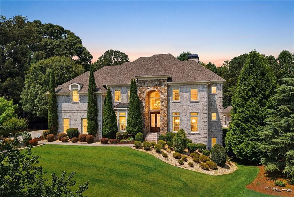 6 bedroom, 8 bathroom, 7,123 sq ft single family residence sold at 120 Roxbury Row, Milton, GA 30004