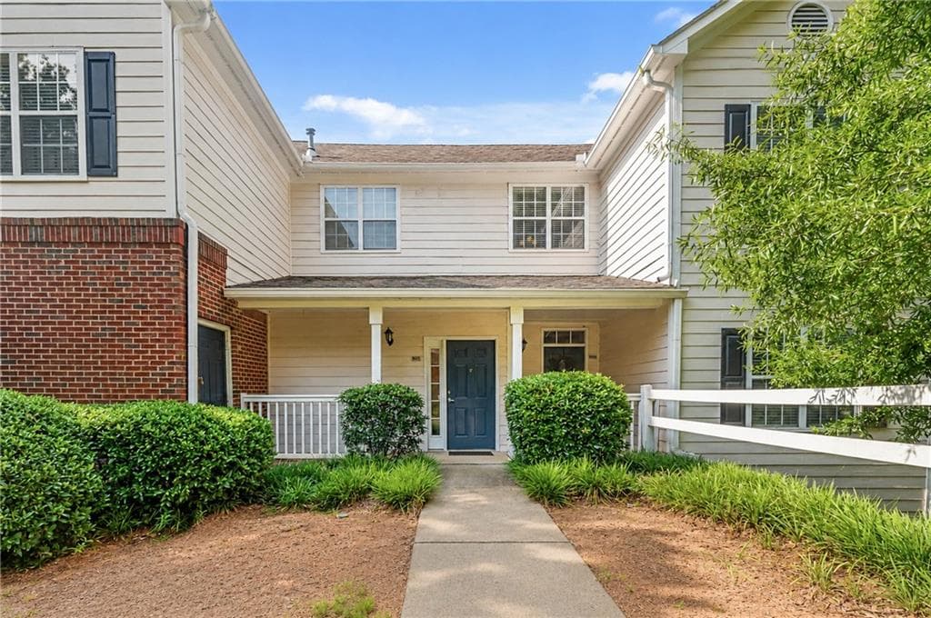 2 bedroom, 2 bathroom, 1,278 sq ft condominium sold at 210 Spring Heights Lane 2, Smyrna, GA 30080