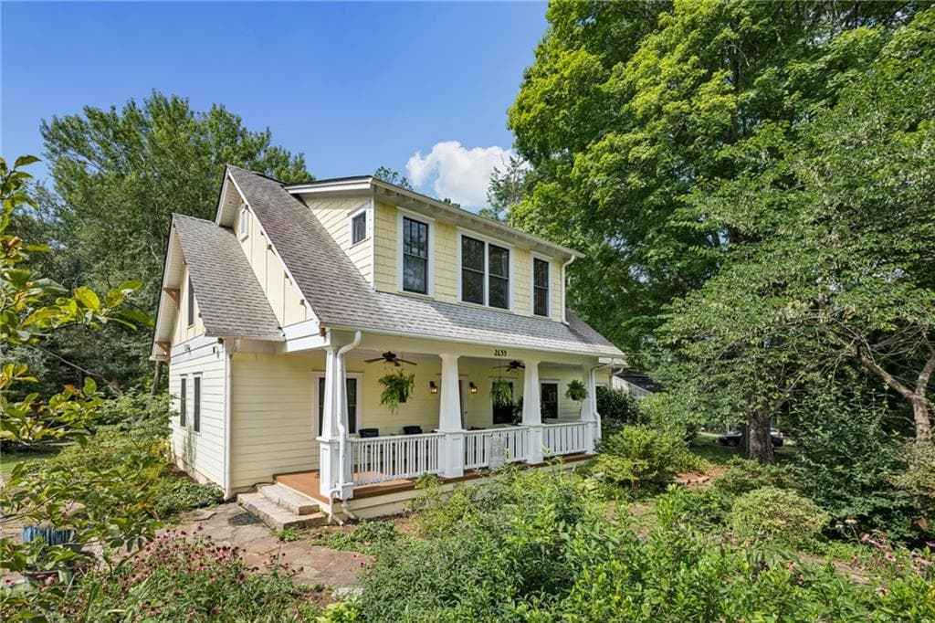 4 bedroom, 3 bathroom single family residence sold at 2655 Appian Way, Decatur, GA 30030