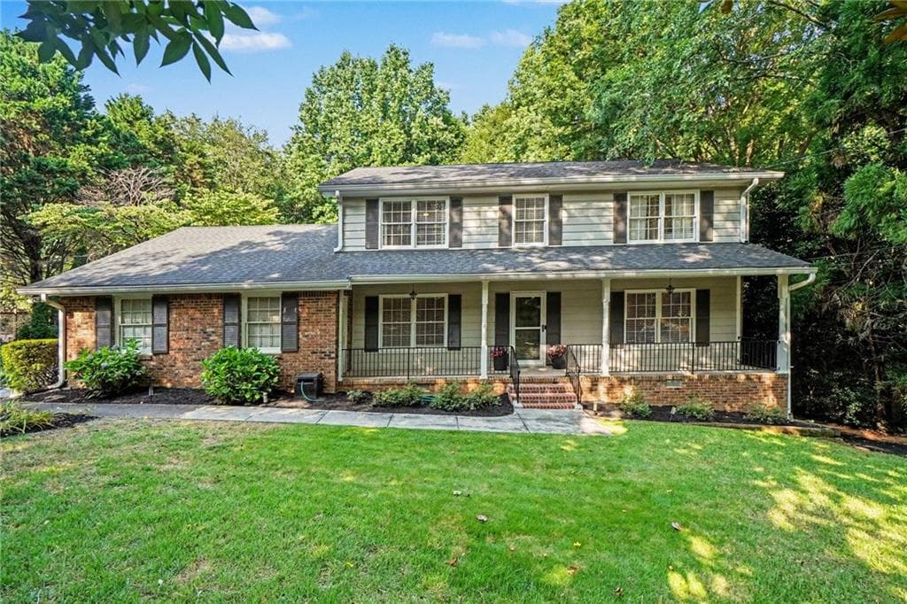 4 bedroom, 3 bathroom, 3,460 sq ft single family residence sold at 5038 Heatherdale Lane, Atlanta, GA 30360