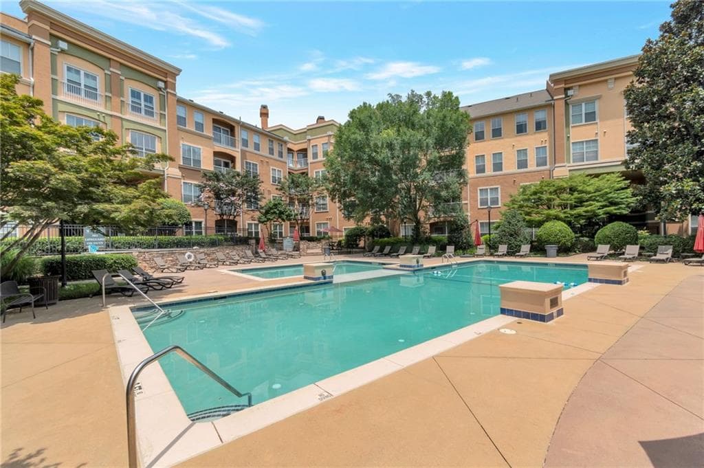2 bedroom, 2 bathroom, 1,063 sq ft condominium for sale at 10 Perimeter Summit Boulevard 4217, Atlanta, GA 30319