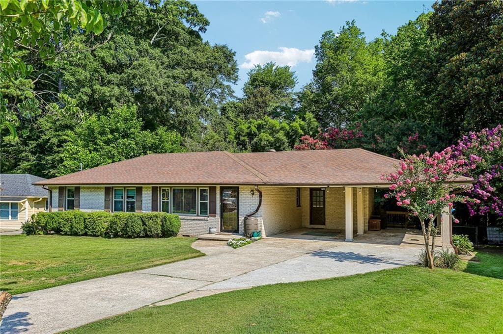 3 bedroom, 2 bathroom, 1,518 sq ft single family residence sold at 2410 Arrow Circle, Atlanta, GA 30341